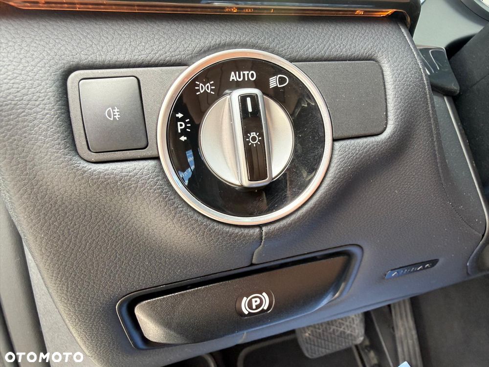 Mercedes-Benz CLS 350 (BlueTEC) d 9G-TRONIC - 24