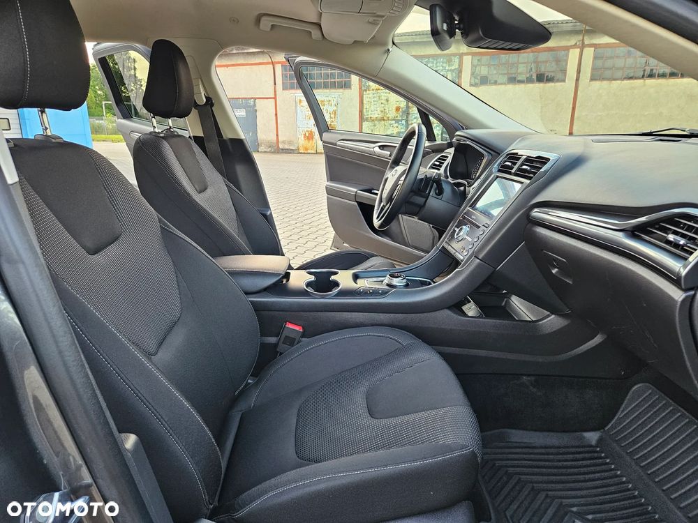 Ford Mondeo 2.0 EcoBlue Titanium - 11