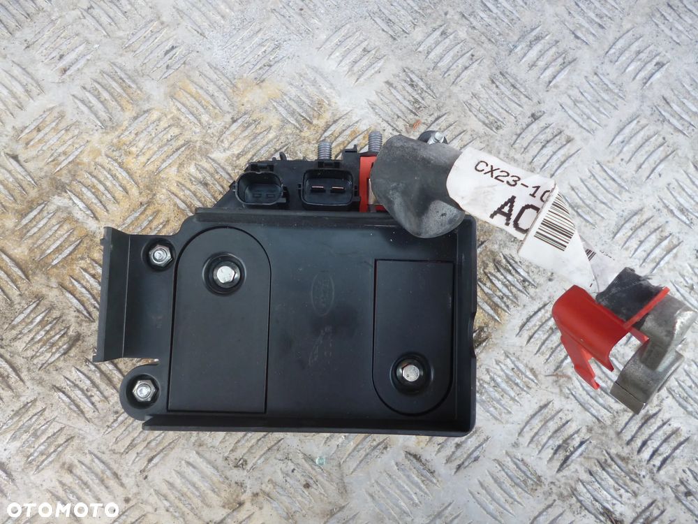 JAGUAR XF X250 3.0 V6 KLEMA BEZPIECZNIKA - 2