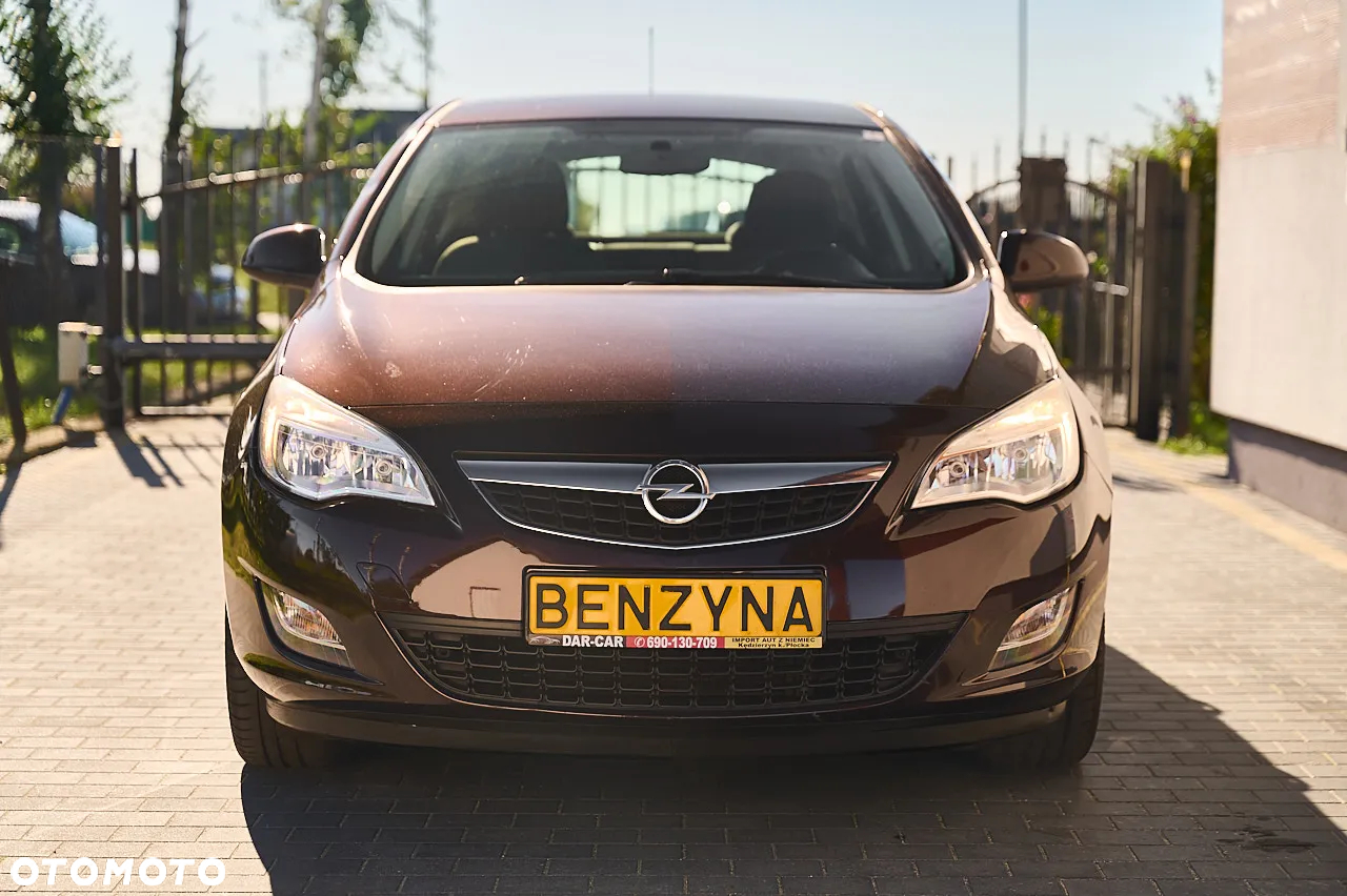 Opel Astra 1.4 EcoFLEX 150 Jahre - 10