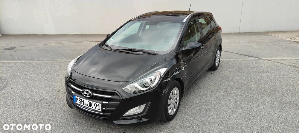 Hyundai i30 blue Kombi 1.4 Style - 6