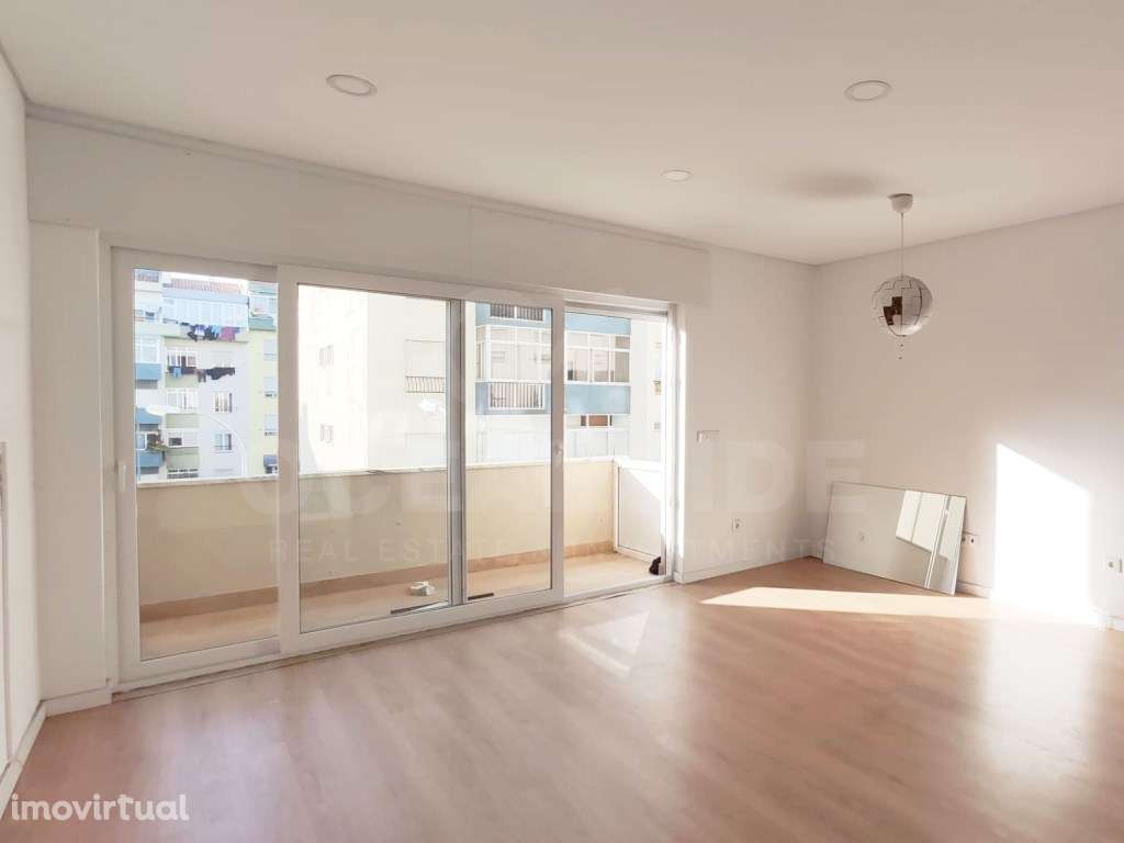 T1 remodelado na Quinta das Palmeiras - Grande imagem: 3/14