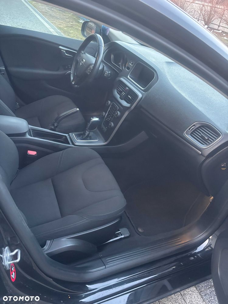 Volvo XC 40 - 6