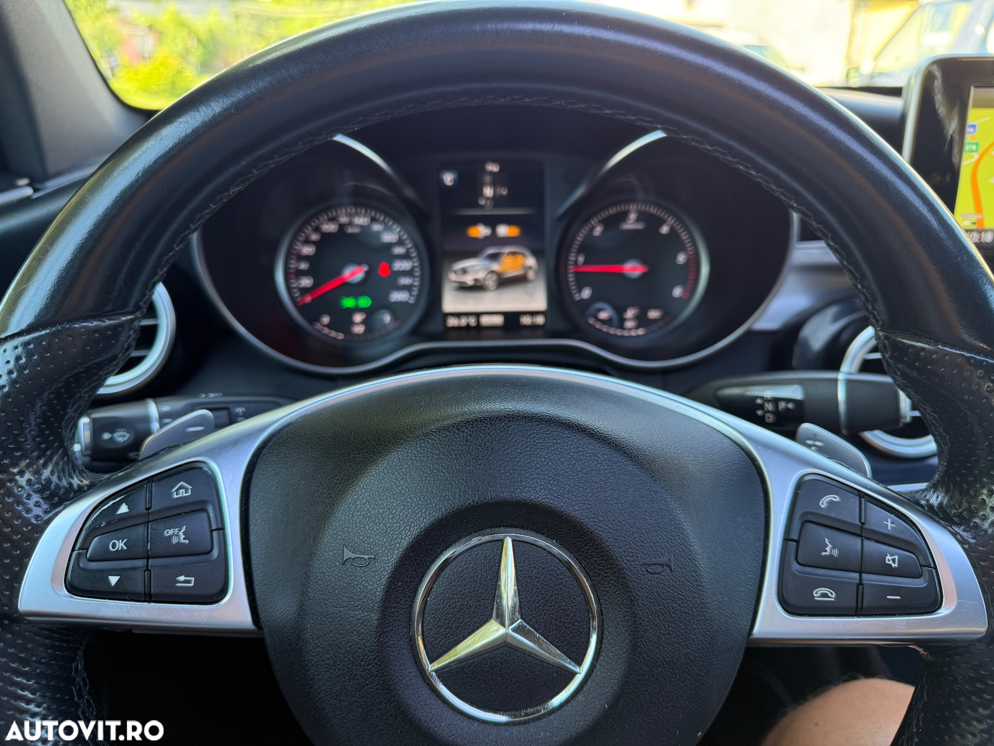 Mercedes-Benz GLC 250 d 4MATIC - 4
