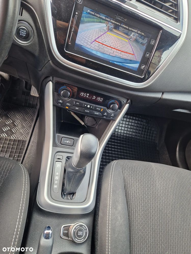 Suzuki SX4 S-Cross 1.6 Premium 4WD CVT - 28