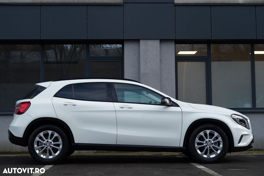 Mercedes-Benz GLA 200 (CDI) d 4Matic 7G-DCT AMG Line - 28