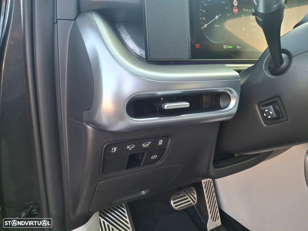 Hyundai Ioniq 9 110.3 kWh Calligraphy - 23