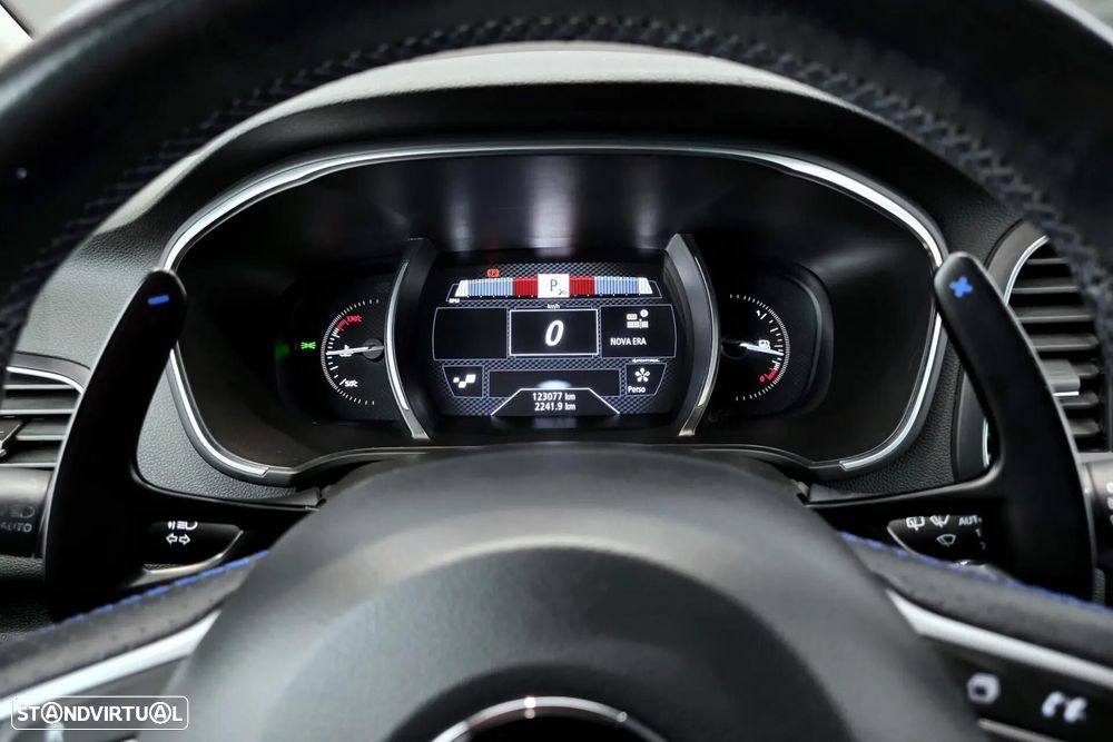 Renault Mégane 1.6 dCi GT EDC - 22