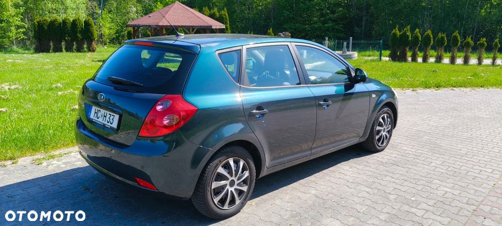 Kia Ceed 1.6 Crdi Optimum - 24