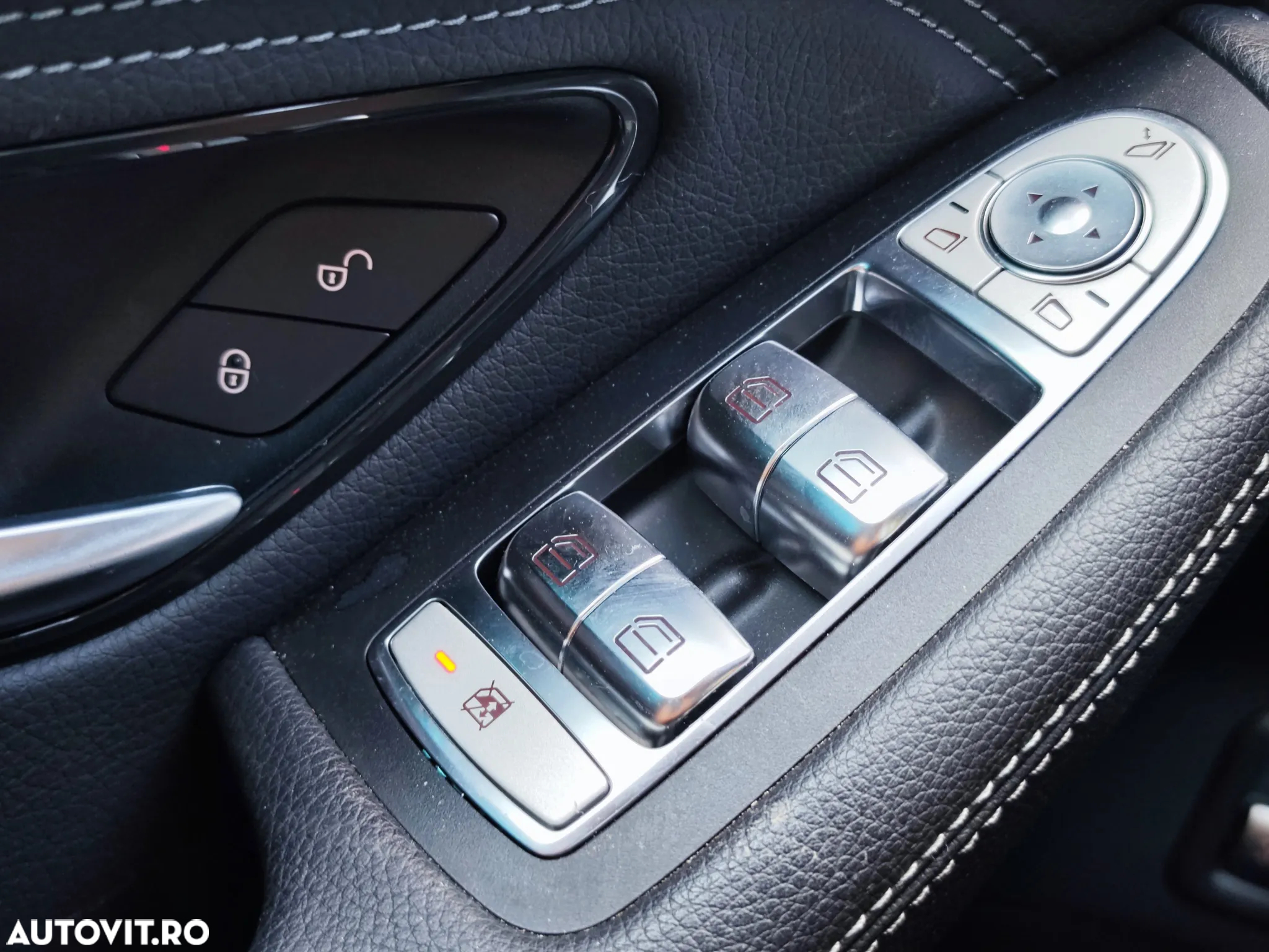Mercedes-Benz GLC Coupe 250 4Matic 9G-TRONIC - 30