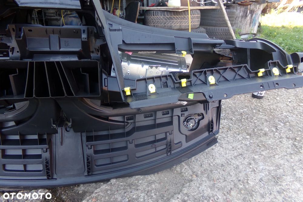 Deska rozdzielcza konsola Oryginał!!! Peugeot 207 - 5