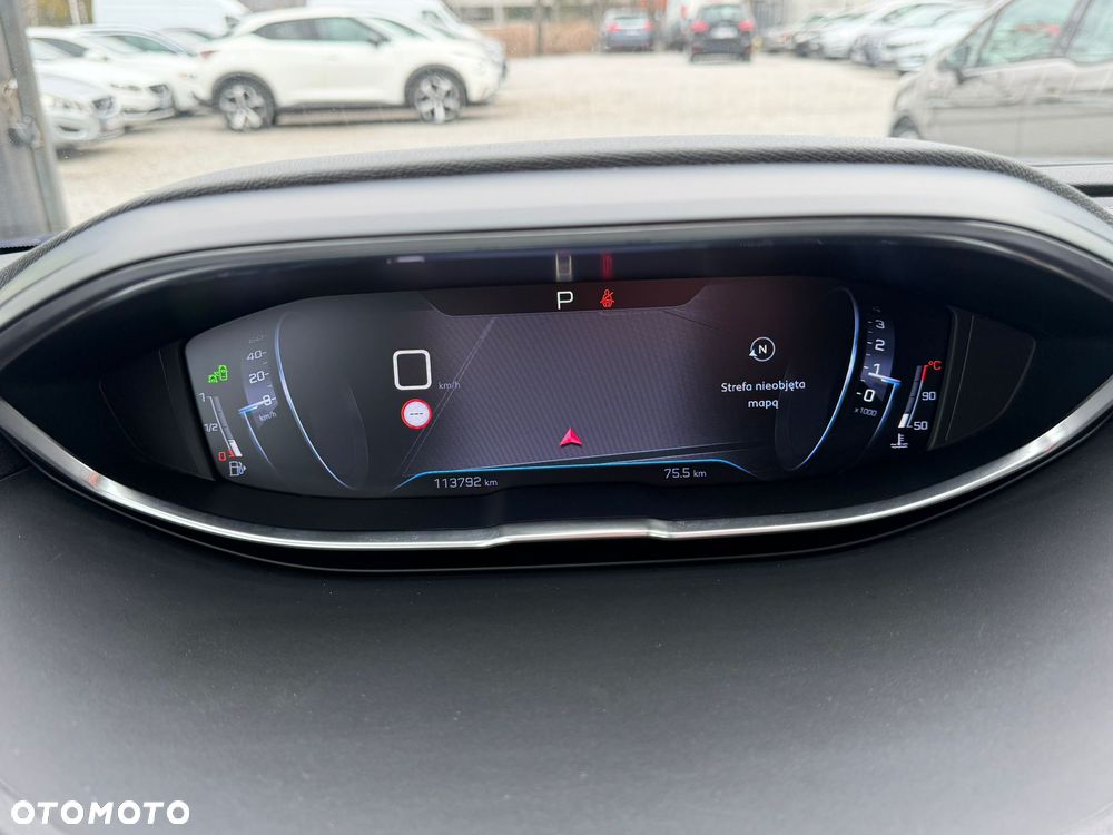 Peugeot 3008 1.6 PureTech GPF Active S&S EAT8 - 19