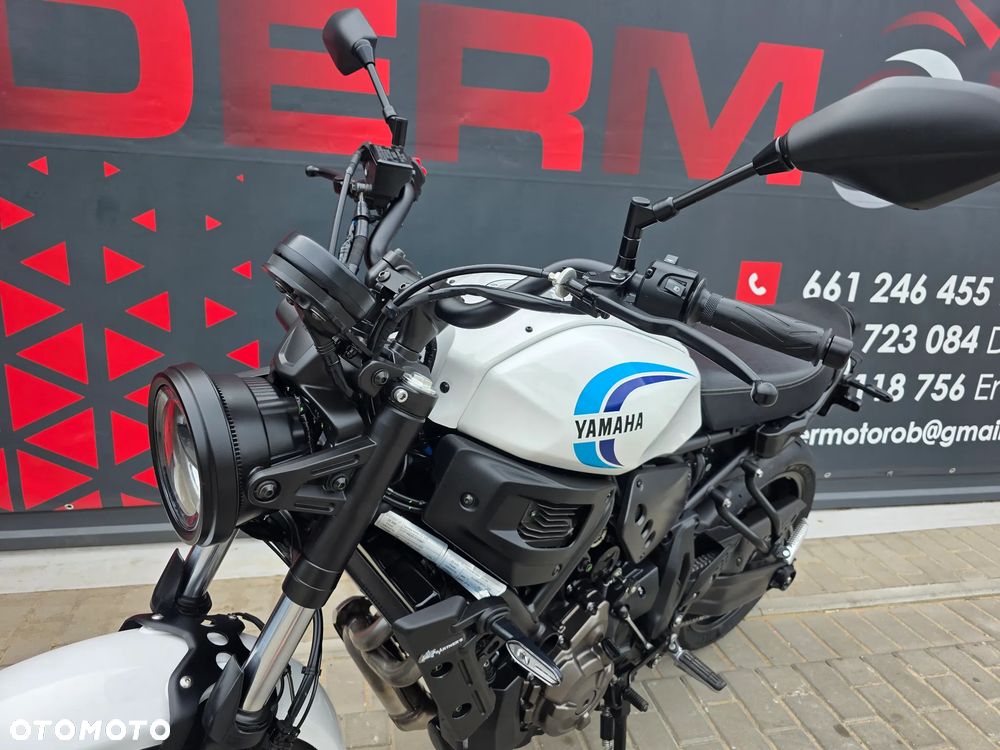 Yamaha XSR - 11