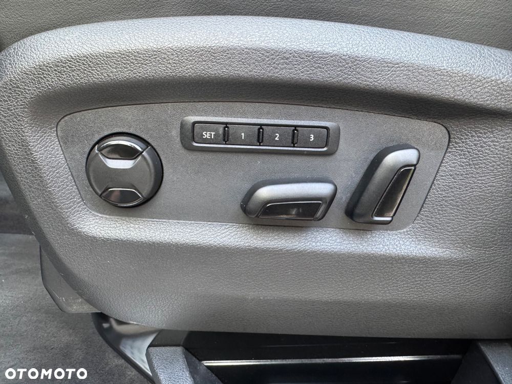 Volkswagen Multivan 2.0 BiTDI L1 Highline DSG - 14