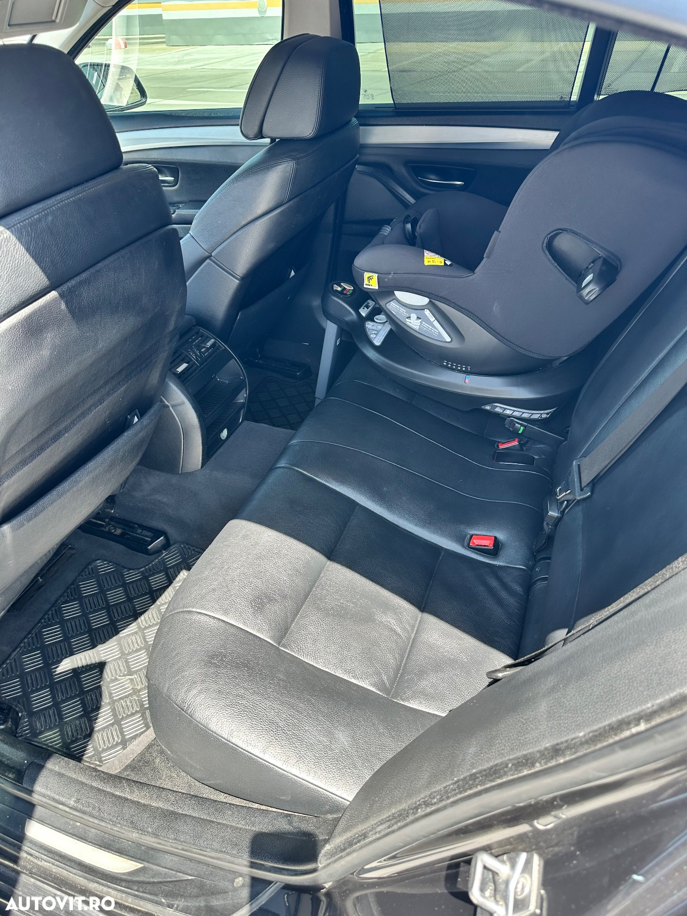 BMW Seria 5 525d xDrive - 18