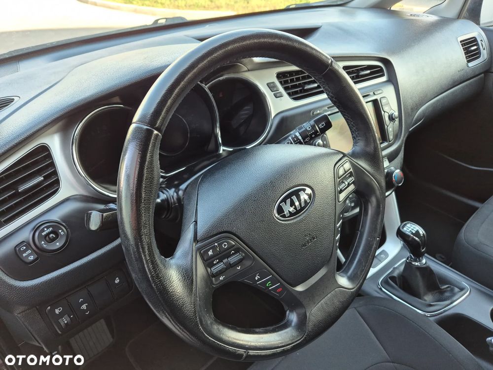Kia Ceed - 19