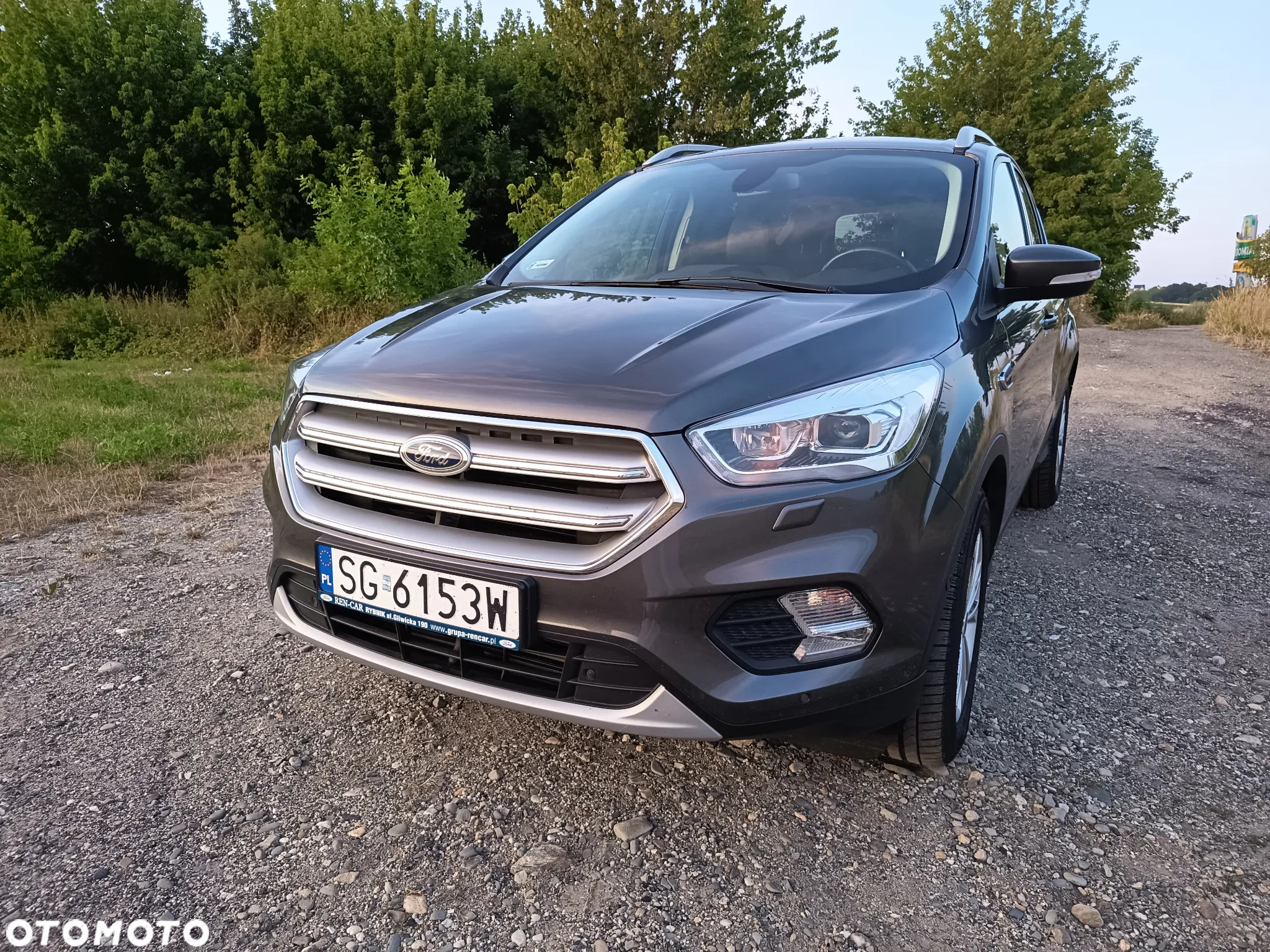 Ford Kuga - 2