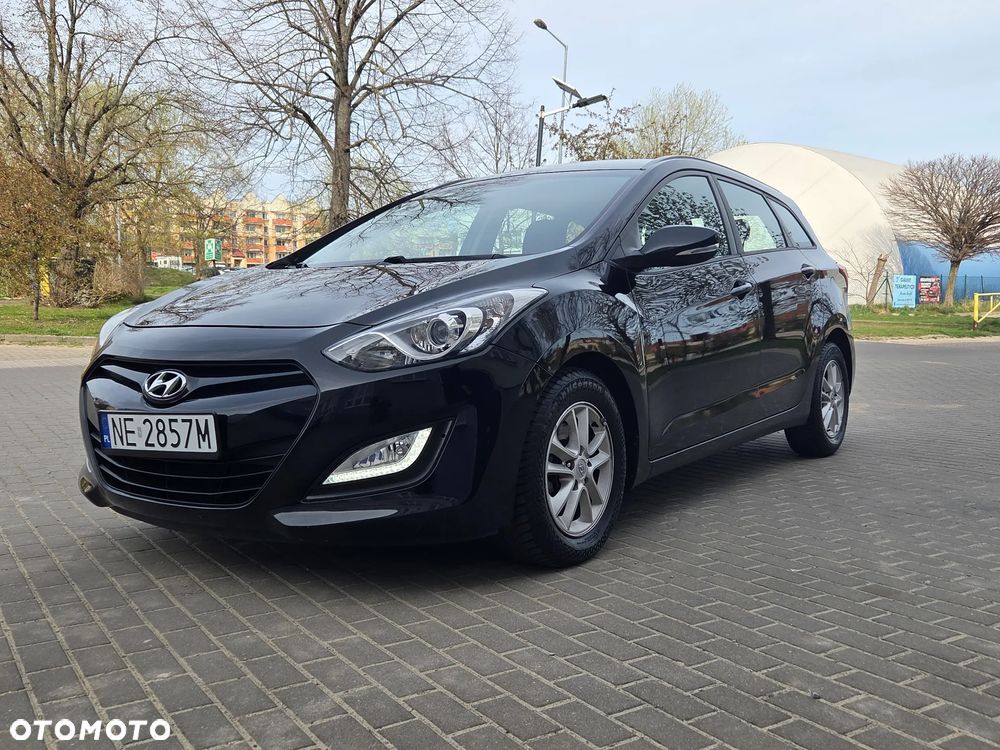 Hyundai i30 blue Kombi 1.6 CRDi Style - 1