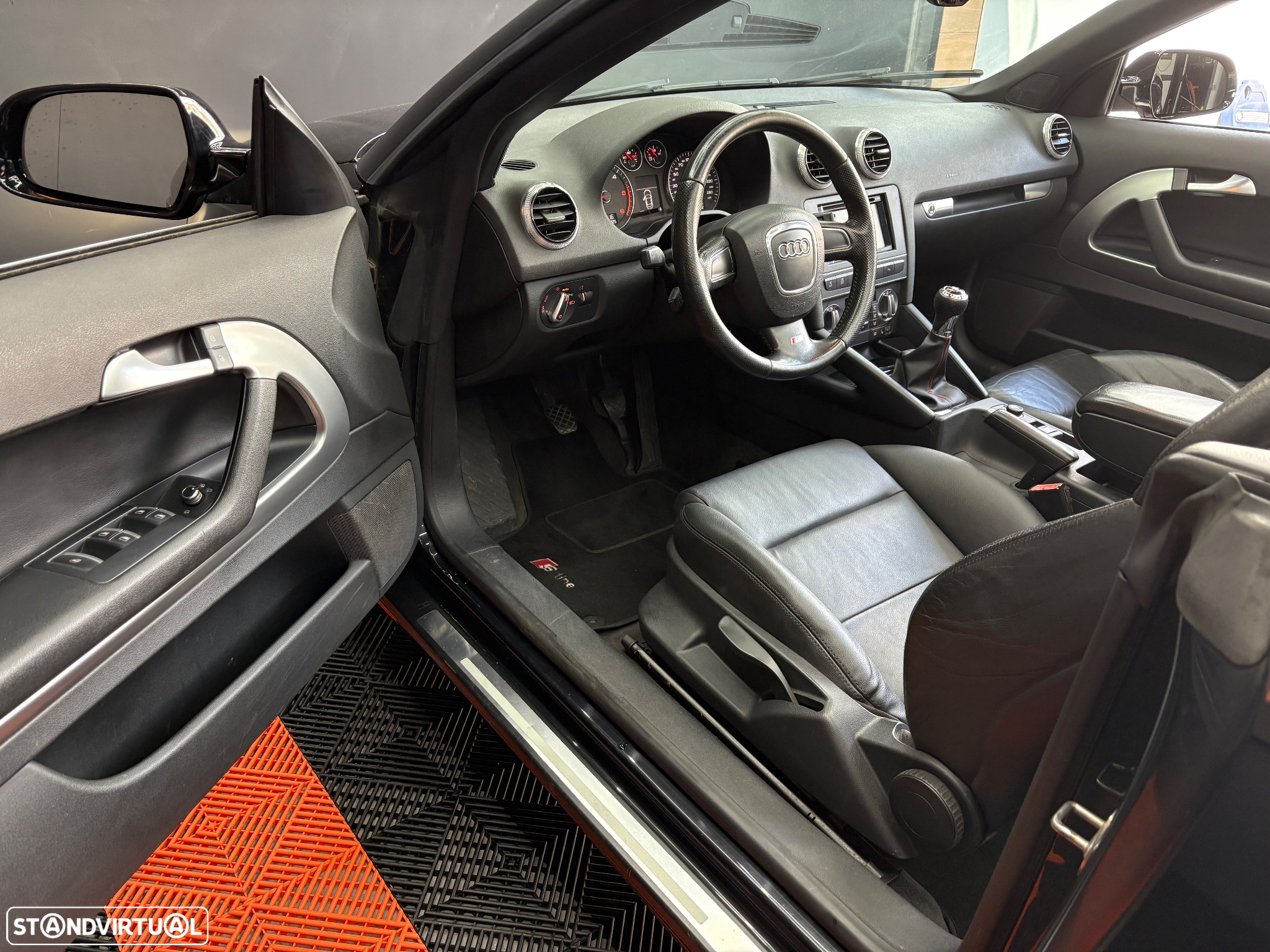 Audi A3 Cabrio 1.6 TDi S-line - 33