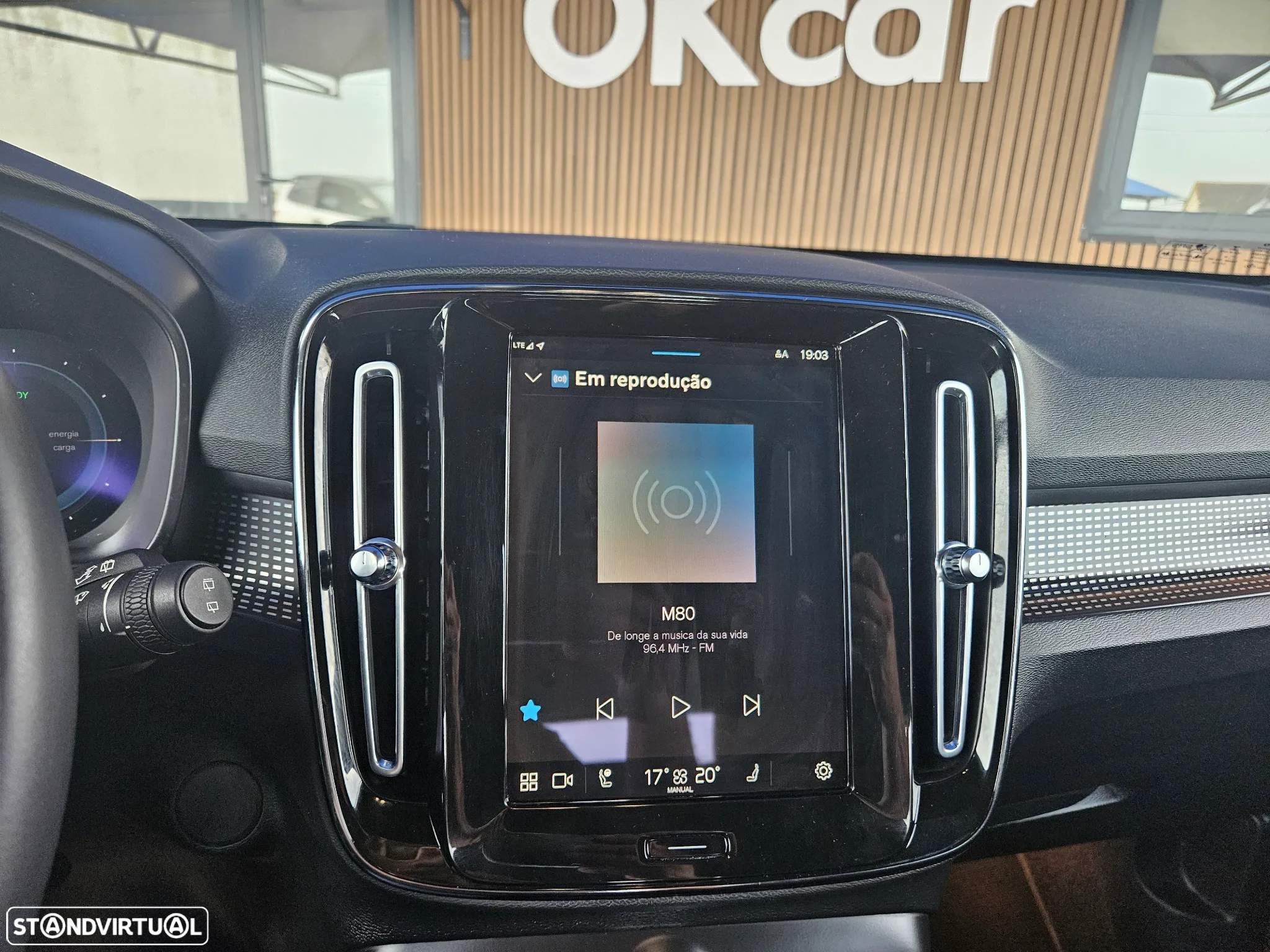 Volvo XC 40 Recharge Plus - 23
