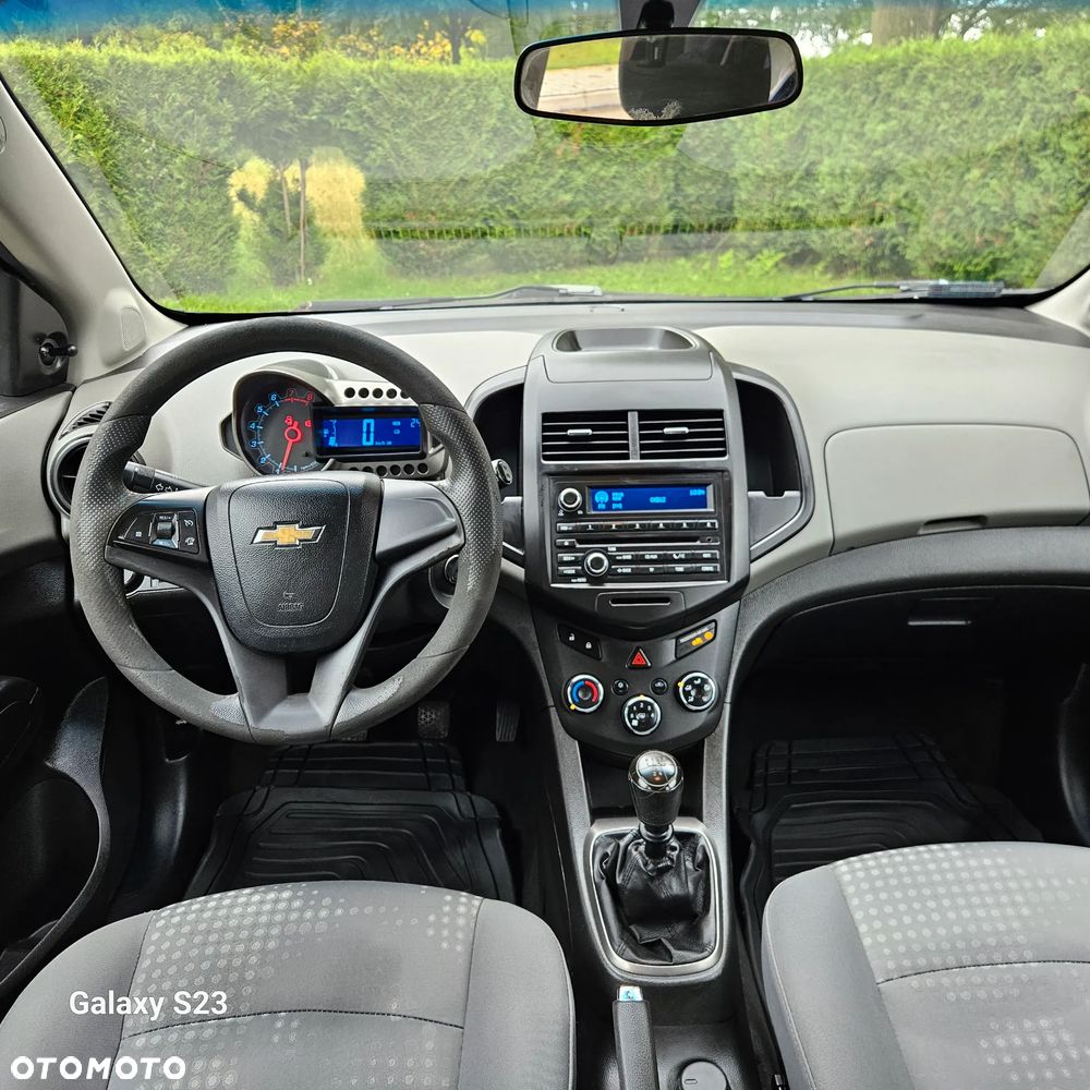 Chevrolet Aveo 1.2 LS - 20