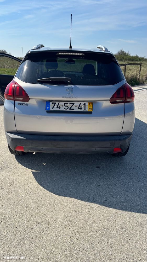 Peugeot 2008 - 4