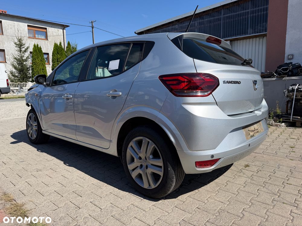 Dacia Sandero - 13