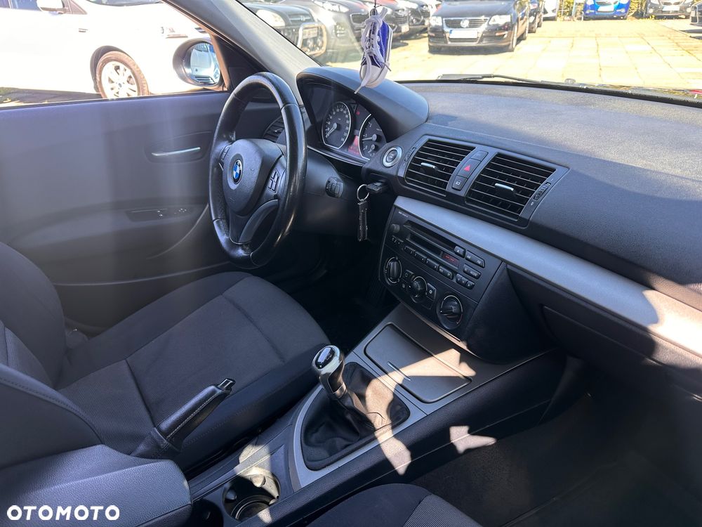 BMW Seria 1 116i - 5