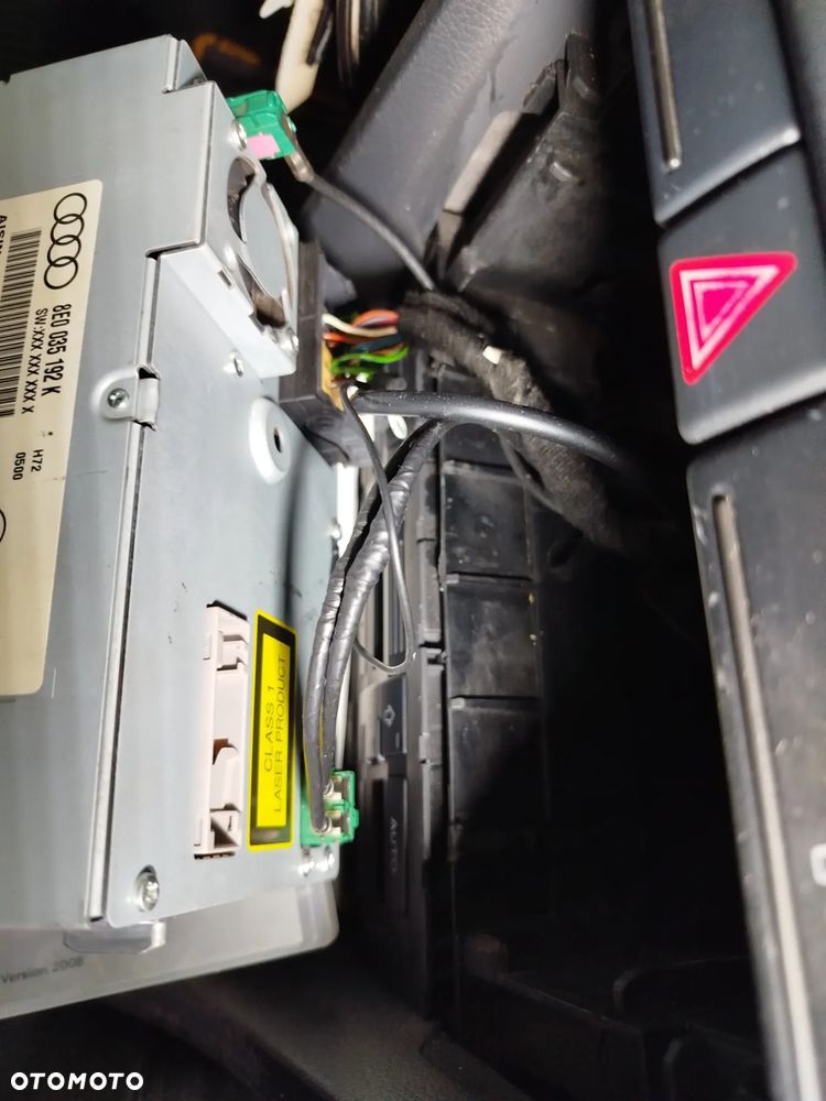 Audi A4 B7 radio nawigacja 2 DIN z kodem - 11