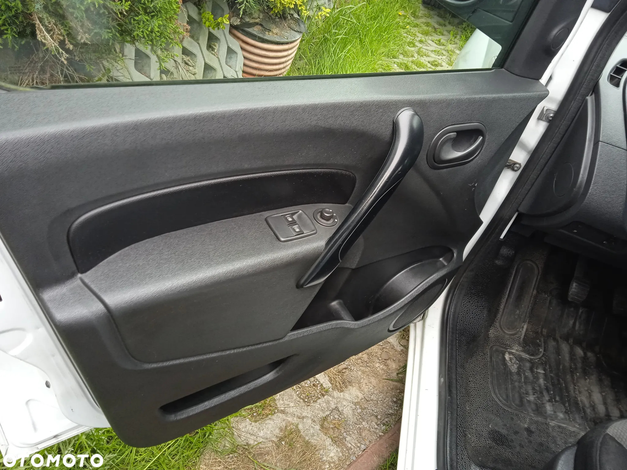 Renault Kangoo - 8