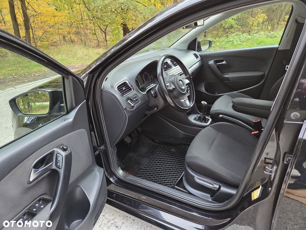 Volkswagen Polo - 8