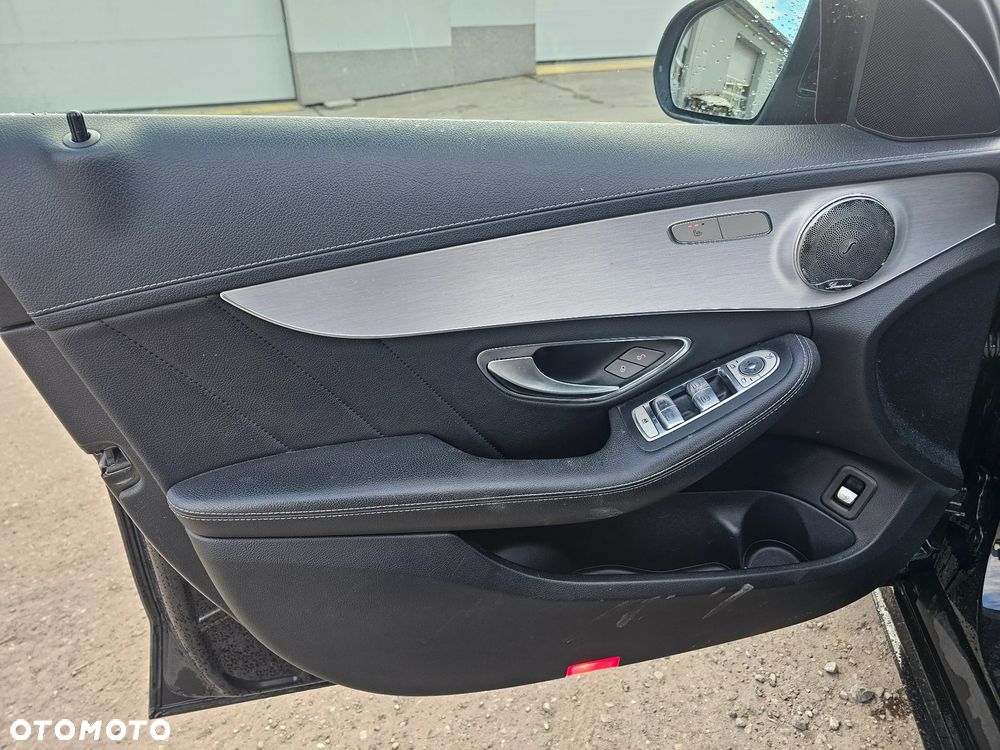 Mercedes-Benz Klasa C - 22