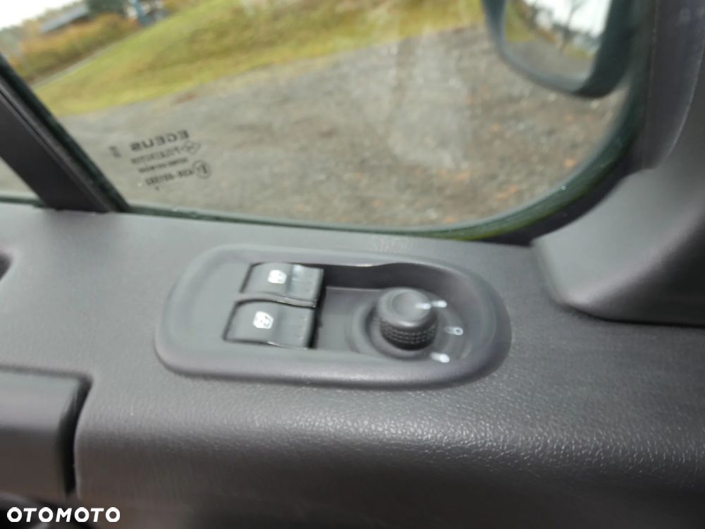 Renault Master, podnośnik koszowy KLUBB K 32 - 20