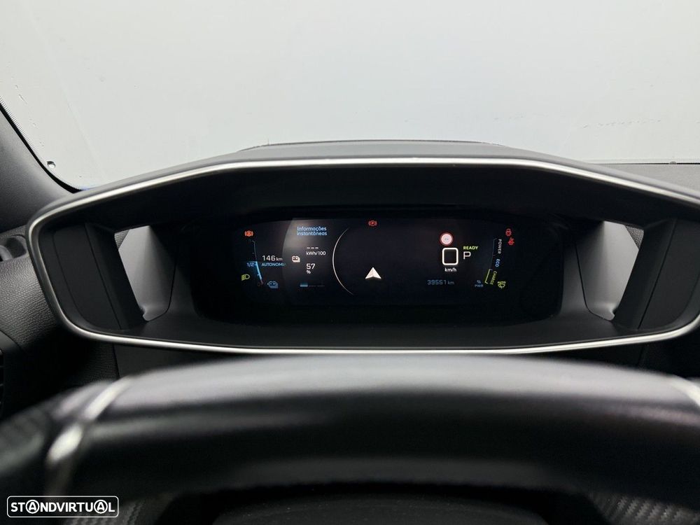 Peugeot e-2008 50 kWh GT - 41