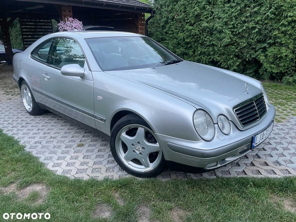 Mercedes-Benz CLK - 2