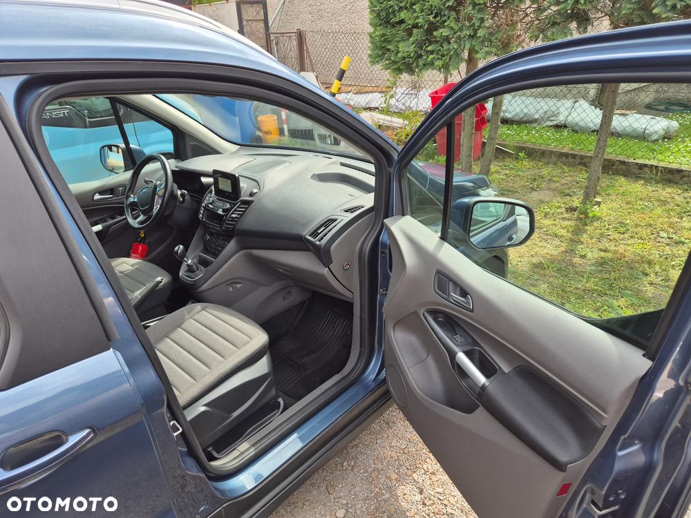 Ford Tourneo Connect Grand - 11