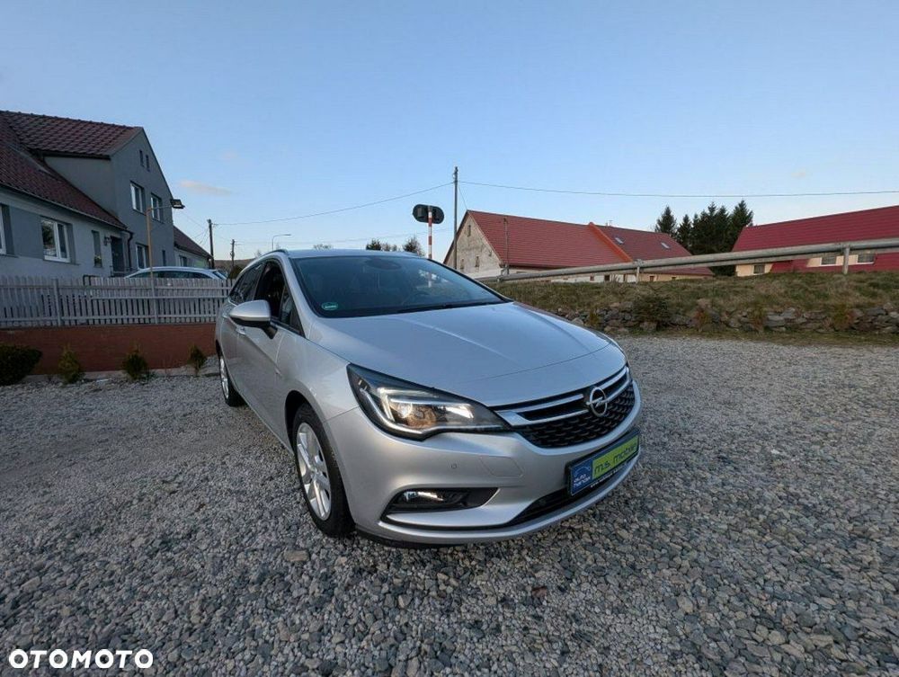Opel Astra - 2
