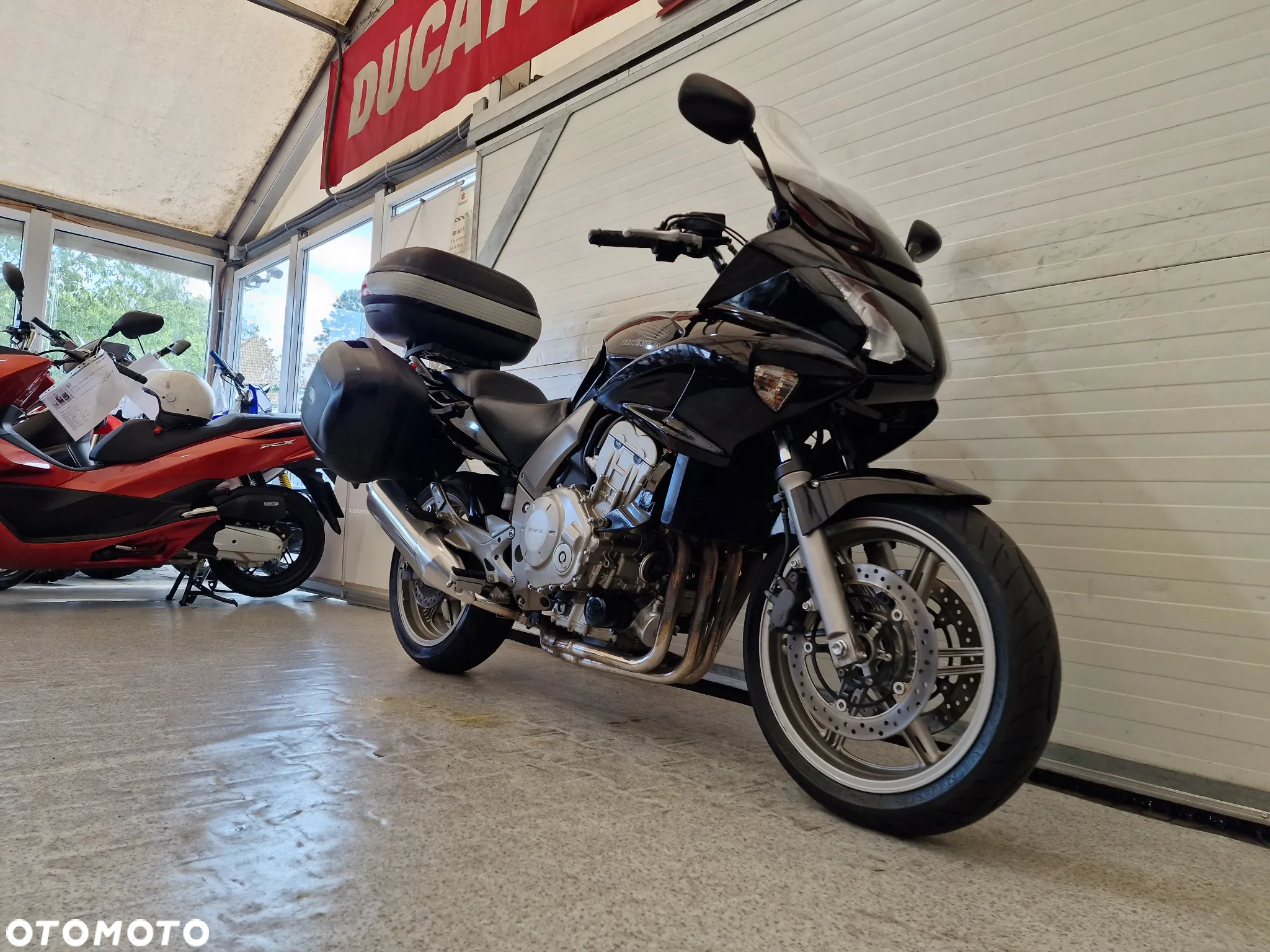 Honda CBF - 22