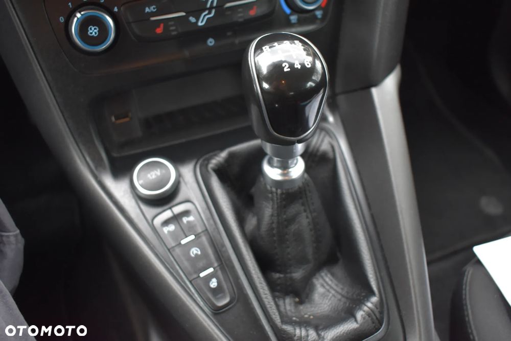 Ford Focus 1.5 EcoBoost Start-Stopp-System COOL&CONNECT - 6