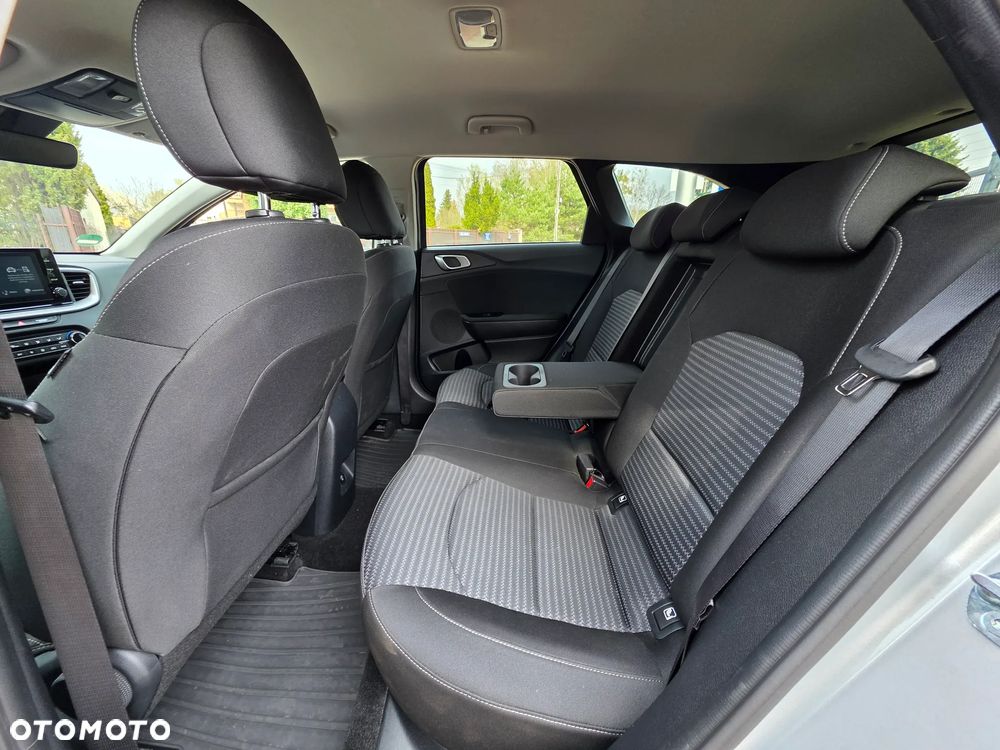 Kia Ceed 1.5 T-GDI M DCT - 35