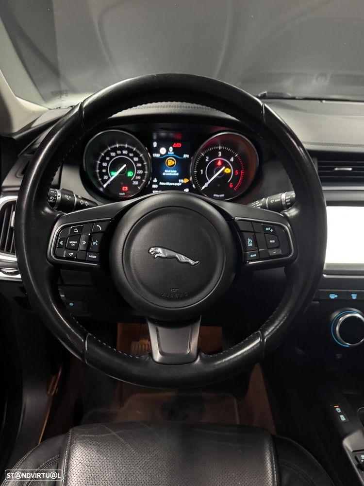 Jaguar E-Pace 2.0 i4D S - 8