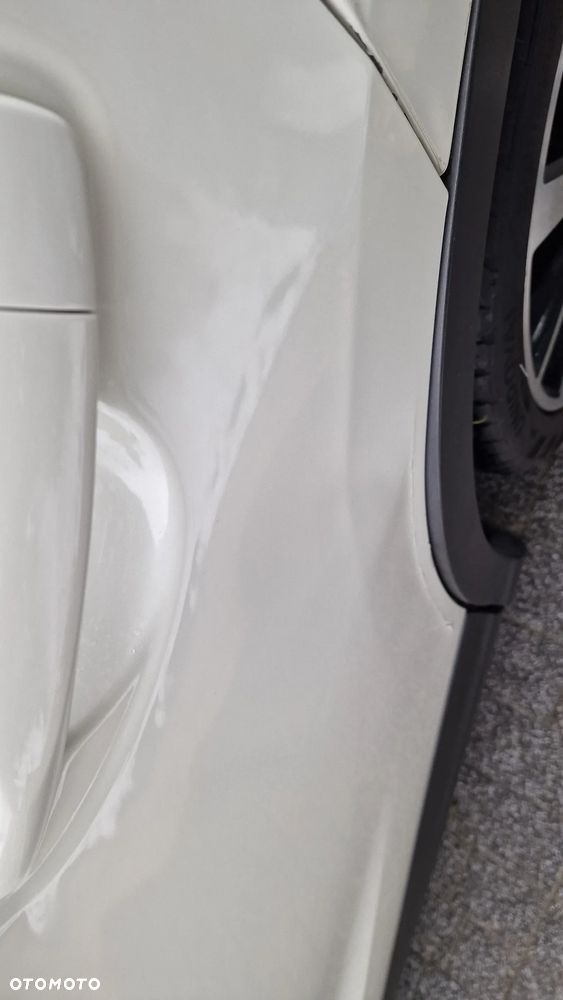 Nissan Qashqai 1.6 DCi Xtronic TEKNA - 39