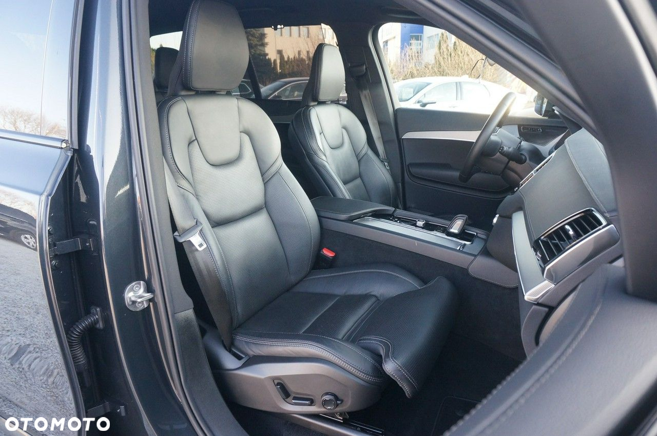 Volvo XC 90 - 39