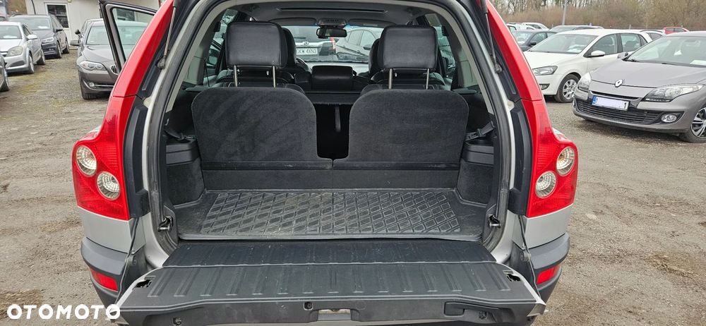 Volvo XC 90 2.9 T6 - 12