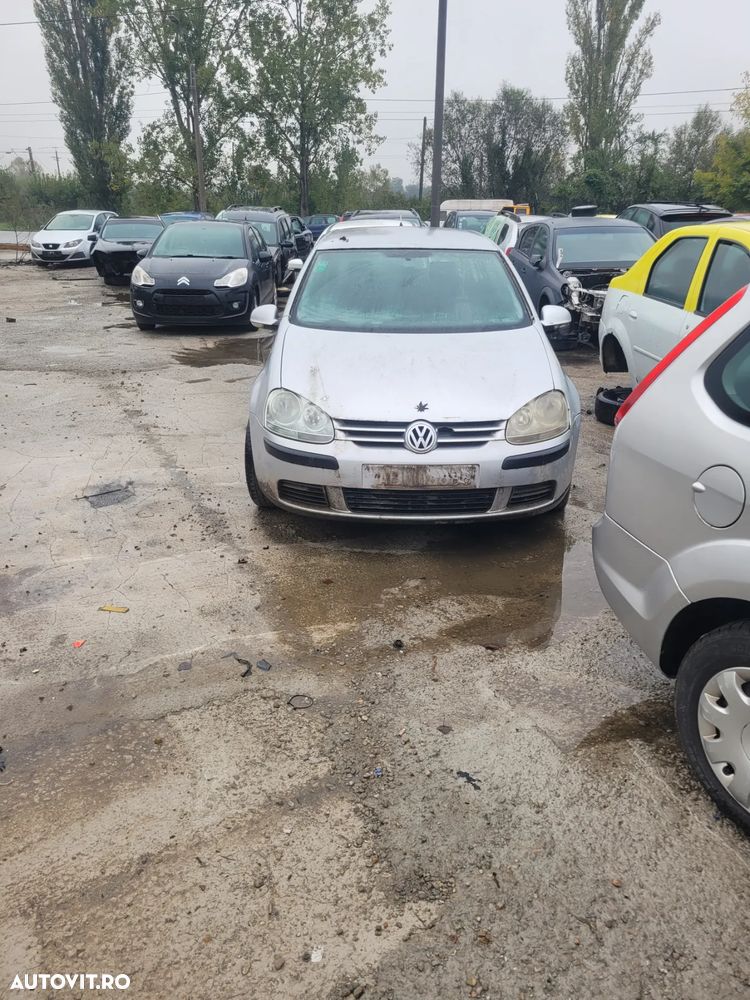 Dezmembrez volkswagen golf 5 - 5
