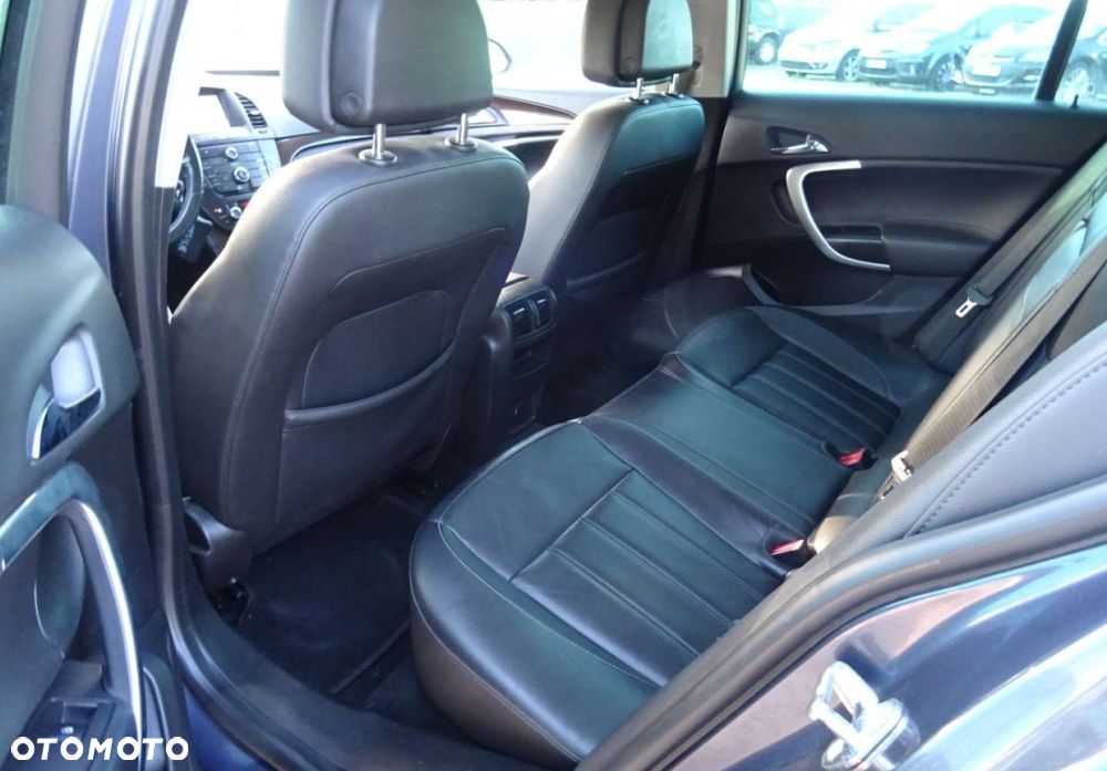 Opel Insignia - 16