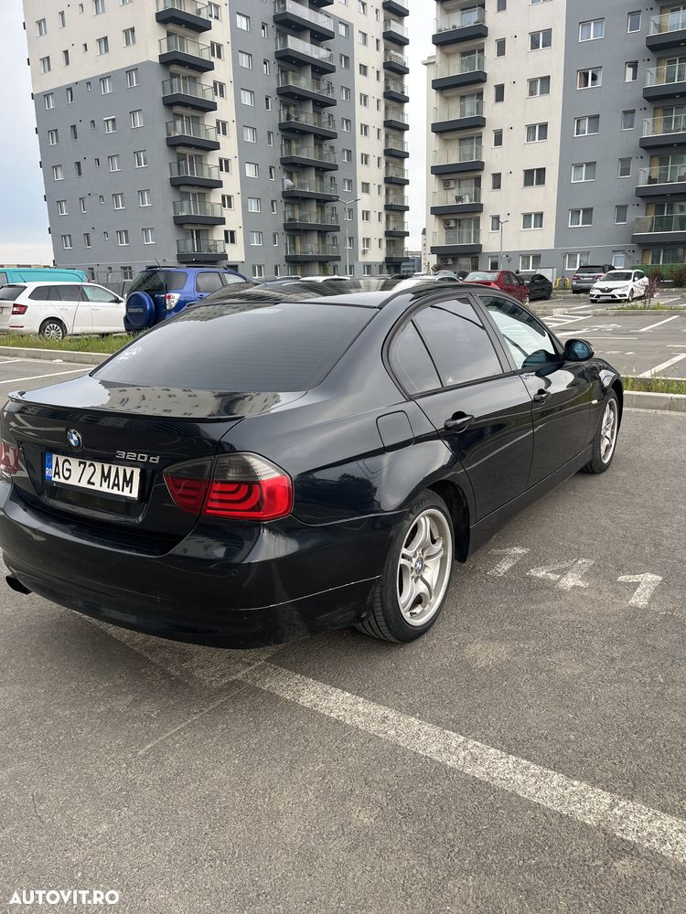BMW Seria 3 320d - 5