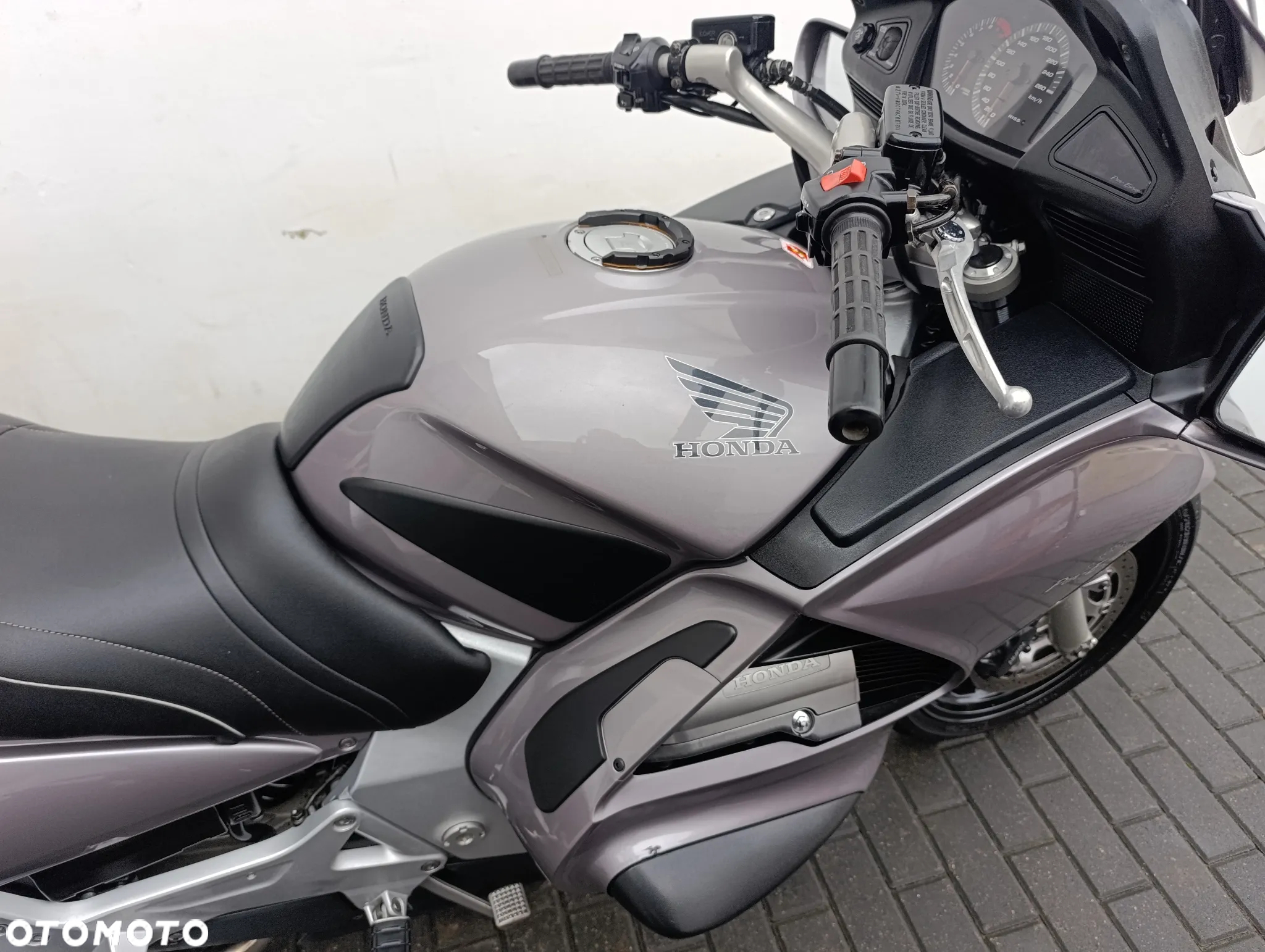 Honda ST - 30