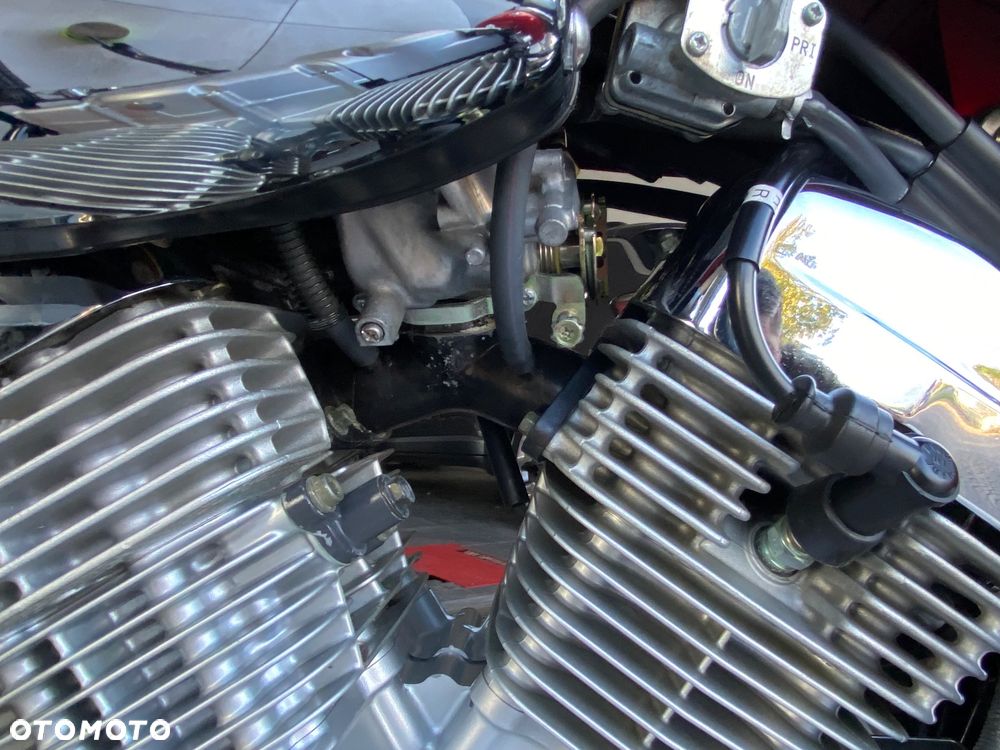 Suzuki Intruder - 36