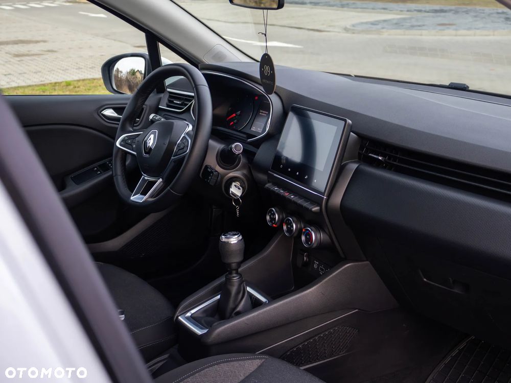 Renault Clio BLUE dCi 85 BUSINESS EDITION - 16